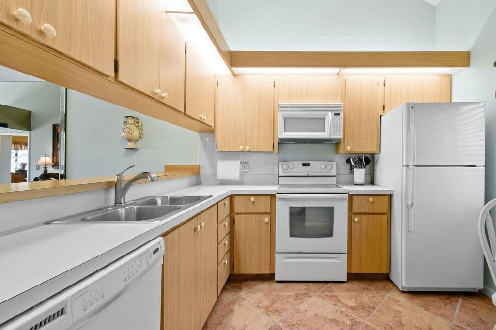 2-bedroom Condo — 1601 Marina Isle Way #505