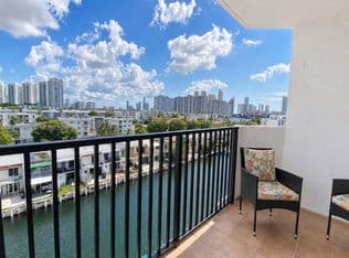 2-bedroom Condo — 3703 NE 166th St APT 704, North Miami Beach, 33160