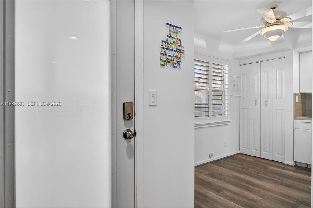 2-bedroom Condo — 1802 Eleuthera Point #C3