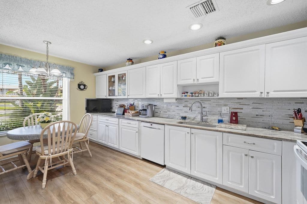 2-bedroom Condo — 1840 NW 13th Street #102