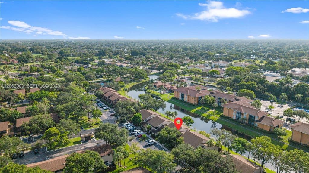 3+1 Mülk — 7640 NW 79th Ave APT L6