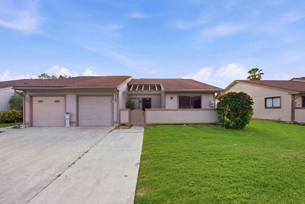 2-bedroom Single-Family Home — 18 WINCHMORE Lane