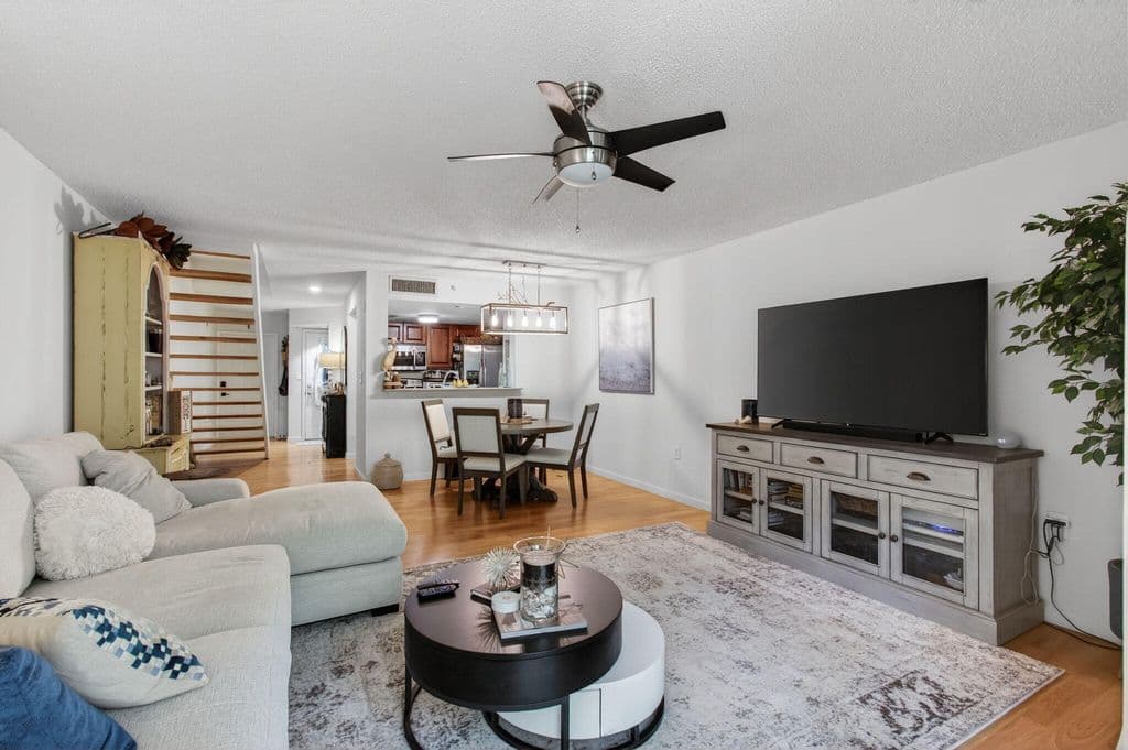 2+1 Condo — 1100 Scotia Drive #104
