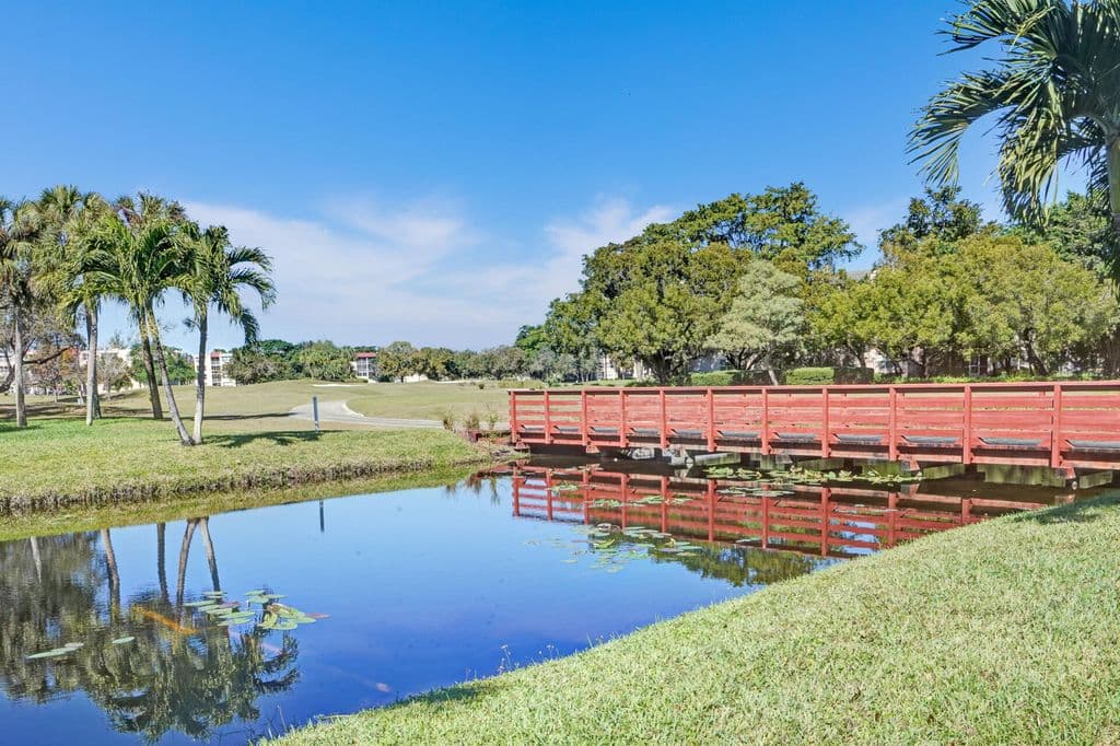 2+1 Condo — 9460 TANGERINE Place #408