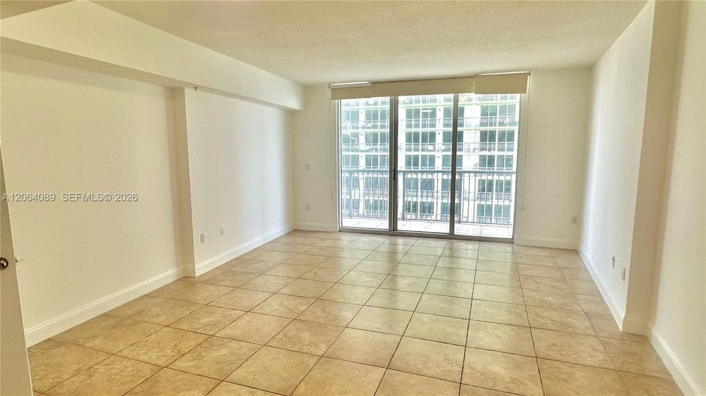 Mülk — 1750 N Bayshore Dr APT 2607
