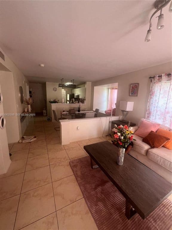 2-bedroom Condo — 4791 Via Palm Lks APT 1701