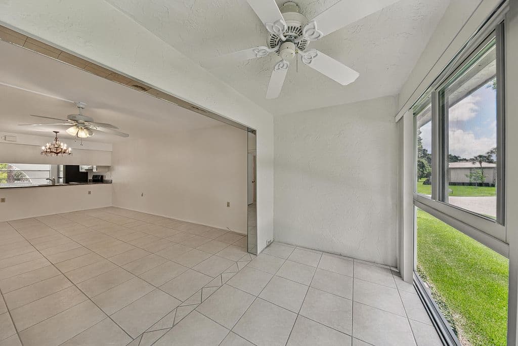 2+1 Condo — 1204 BAHAMA Bend #B2