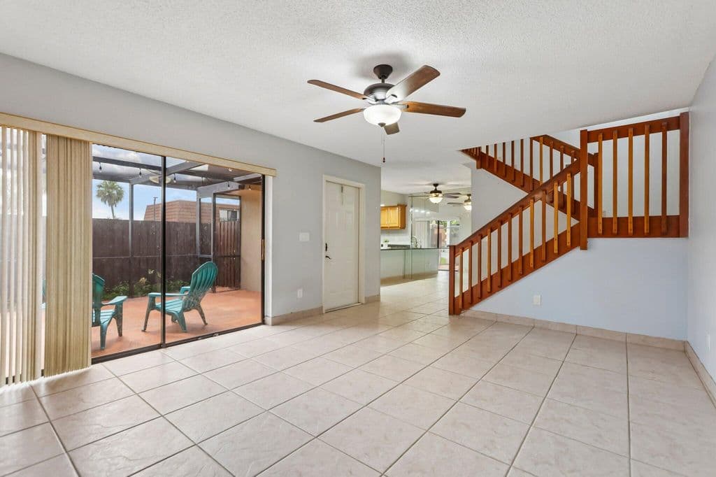 3-bedroom Property — 1176 SW 118th Terrace
