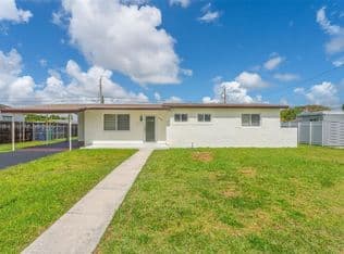 3+1 Müstakil ev — 4211 SW 97th Pl, Miami, 33165