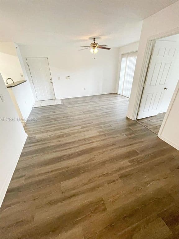 2+1 Condo — 4081 San Marino Blvd APT 206