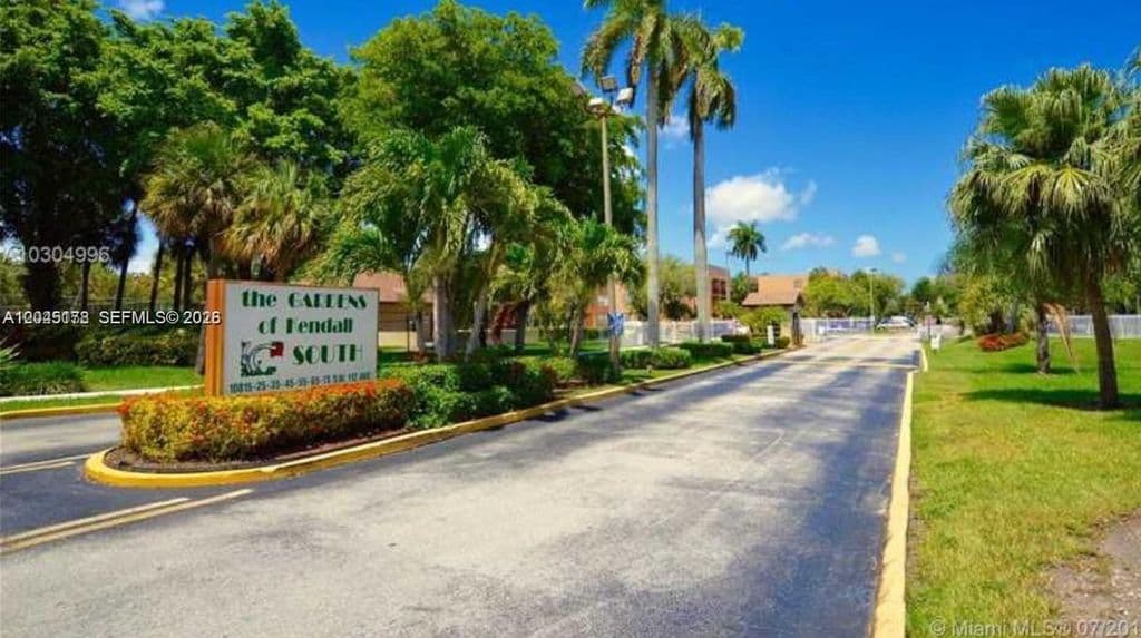 1-bedroom Condo — 10845 SW 112th Ave APT 211