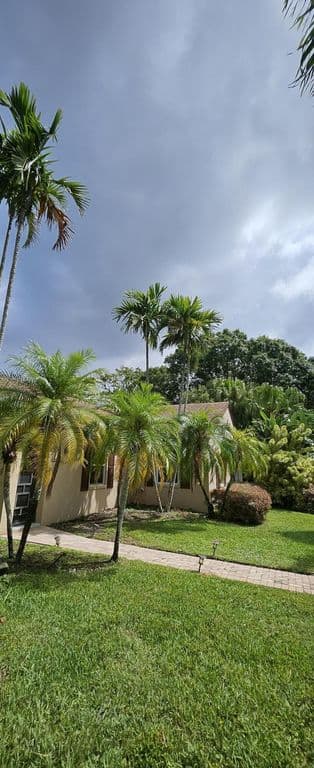 2+1 Müstakil ev — 22390 SW 57th Circle E #22390