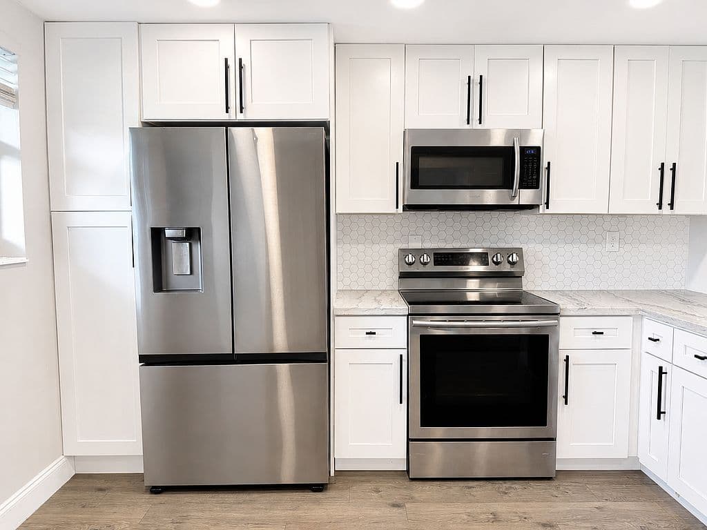 2+1 Condo — 1701 NW 75th Ave APT 104