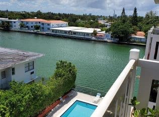 1+1 Condo — 7900 Tatum Waterway Dr APT 502, Miami Beach, 33141