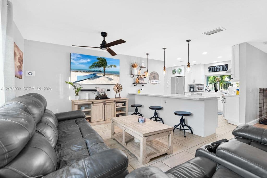 3+1 Müstakil ev — 11660 NW 38th Pl