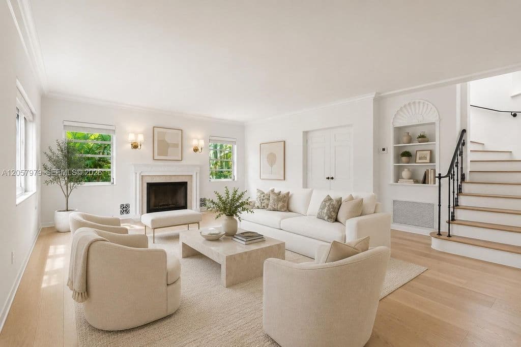 4+1 Müstakil ev — 5842 Alton Rd