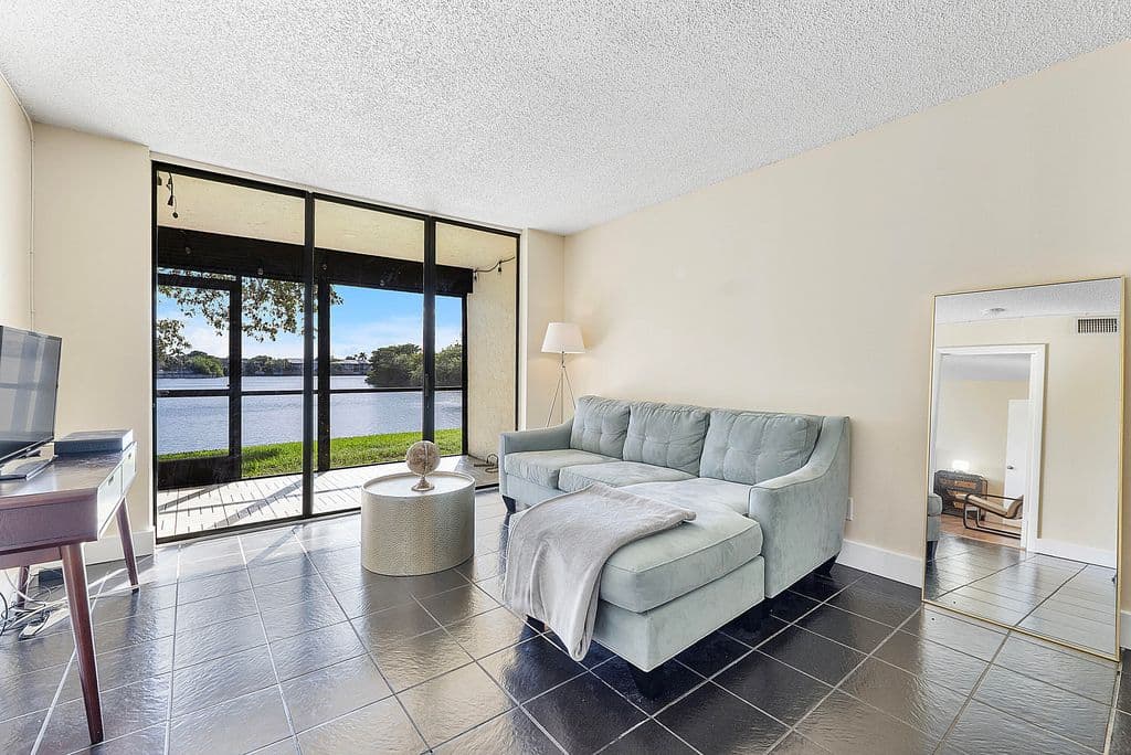 2-bedroom Condo — 3100 NW 46th Street #102