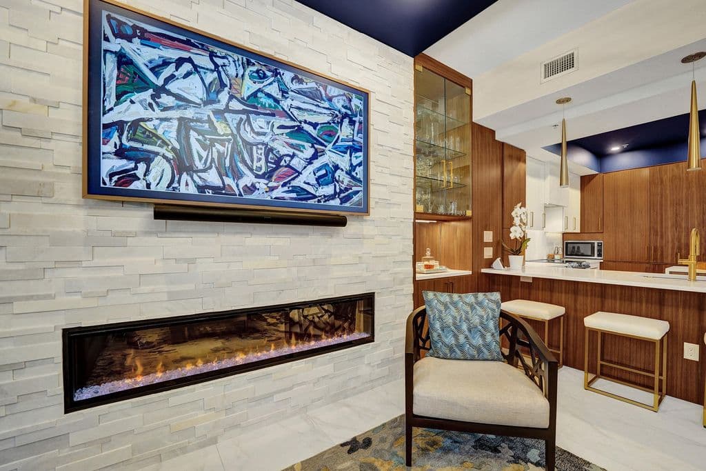 2+1 Condo — 2617 NE 14th Avenue #102