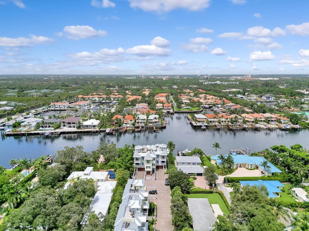 3+1 Condo — 1045 Harbor Villas Drive #5