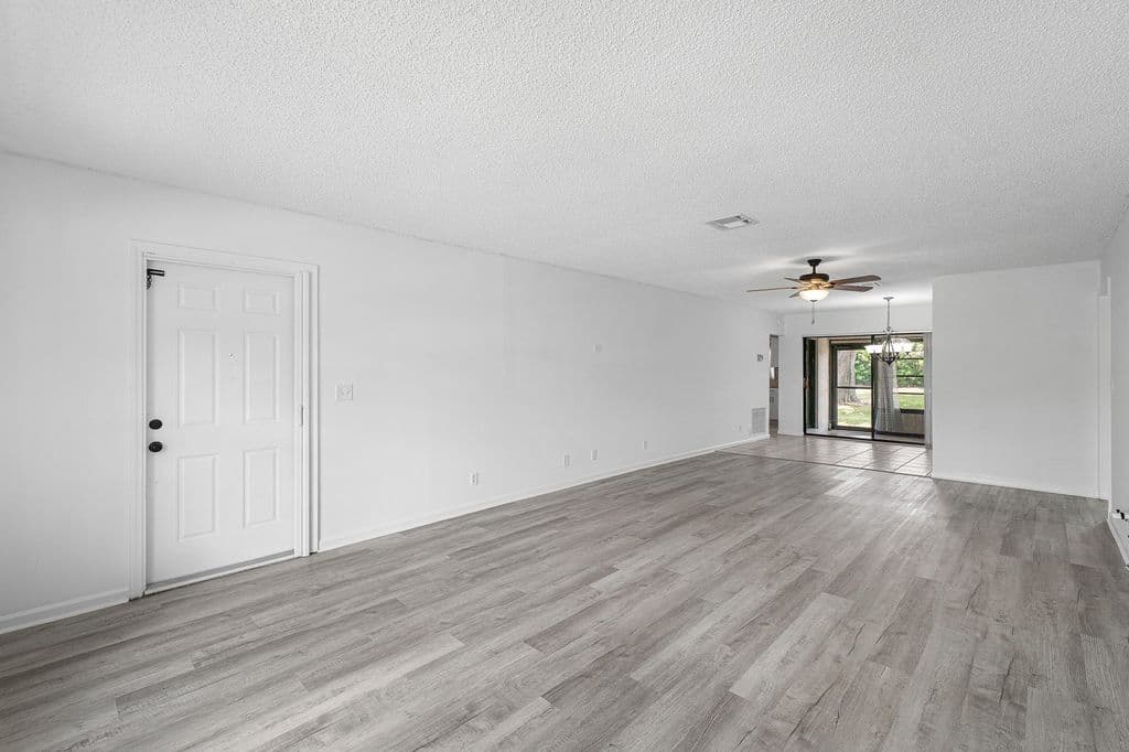 2-bedroom Condo — 9945 PAPAYA TREE Trail #B