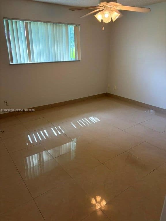 2-bedroom Condo — 3461 NW 44th St APT 102