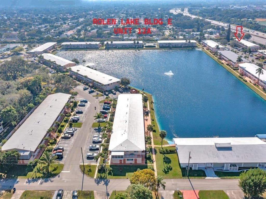 1+1 Condo — 1000 SW 11th Avenue 12A BLDG E