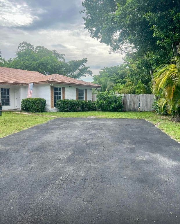 3-bedroom Single-Family Home — 8586 NW 23rd Manor #W