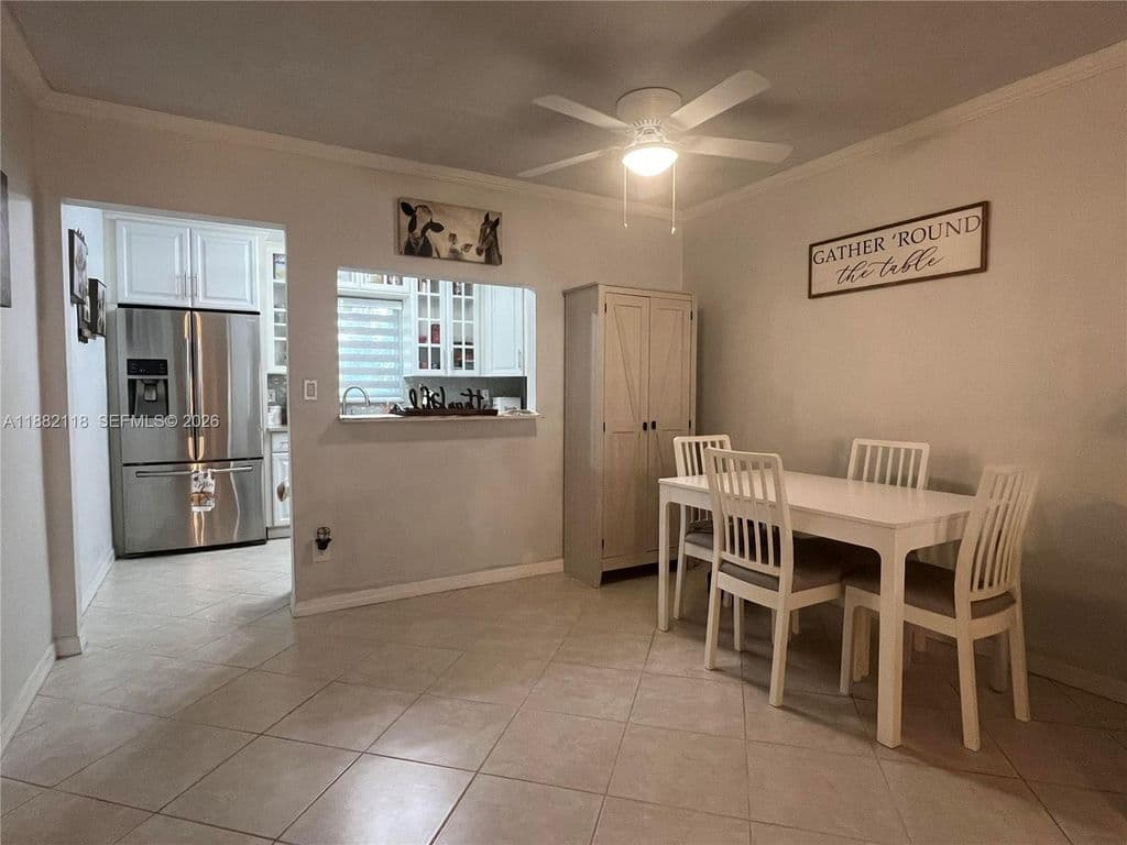 2+1 Condo — 5387 SW 40th Ave APT 103
