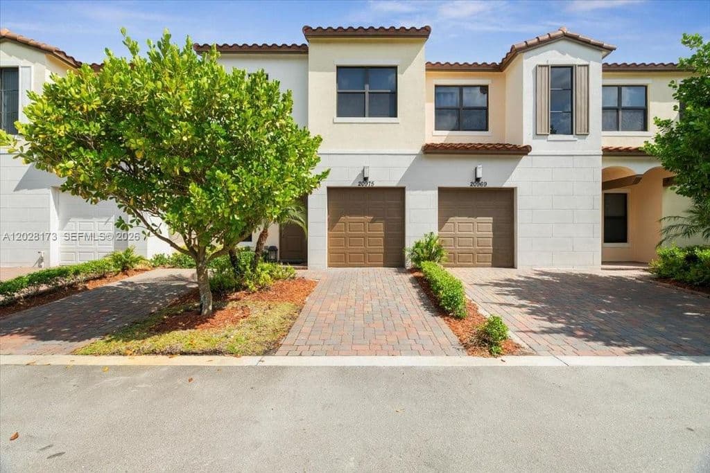 3-bedroom Property — 20975 NW 1st Ct