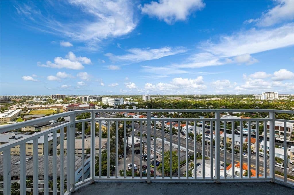 1+1 Condo — 2150 Sans Souci Blvd #A1607