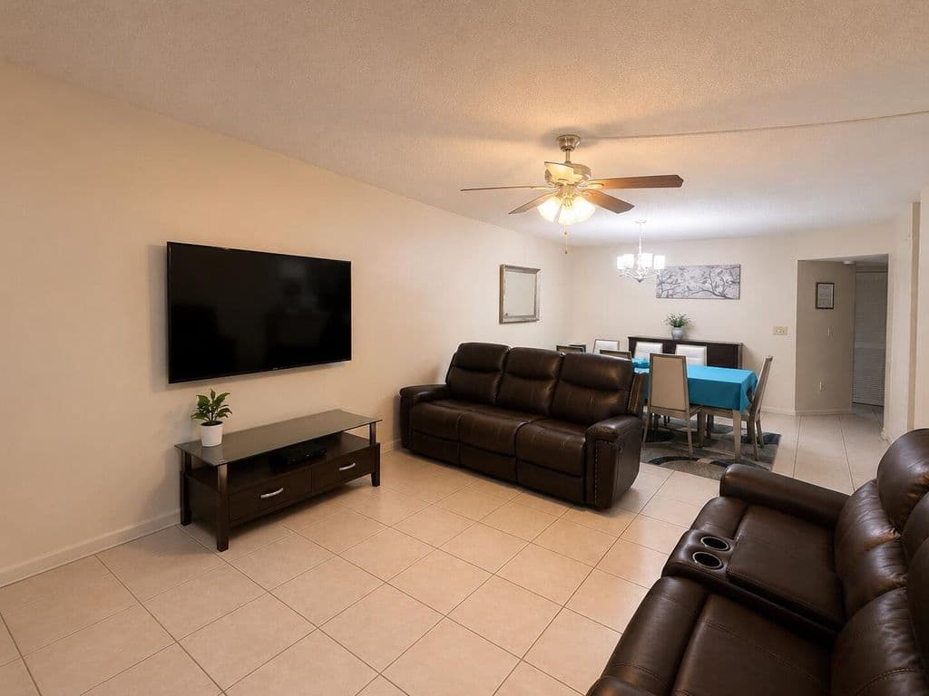 2+1 Condo — 9601 RIVERSIDE Drive #A5