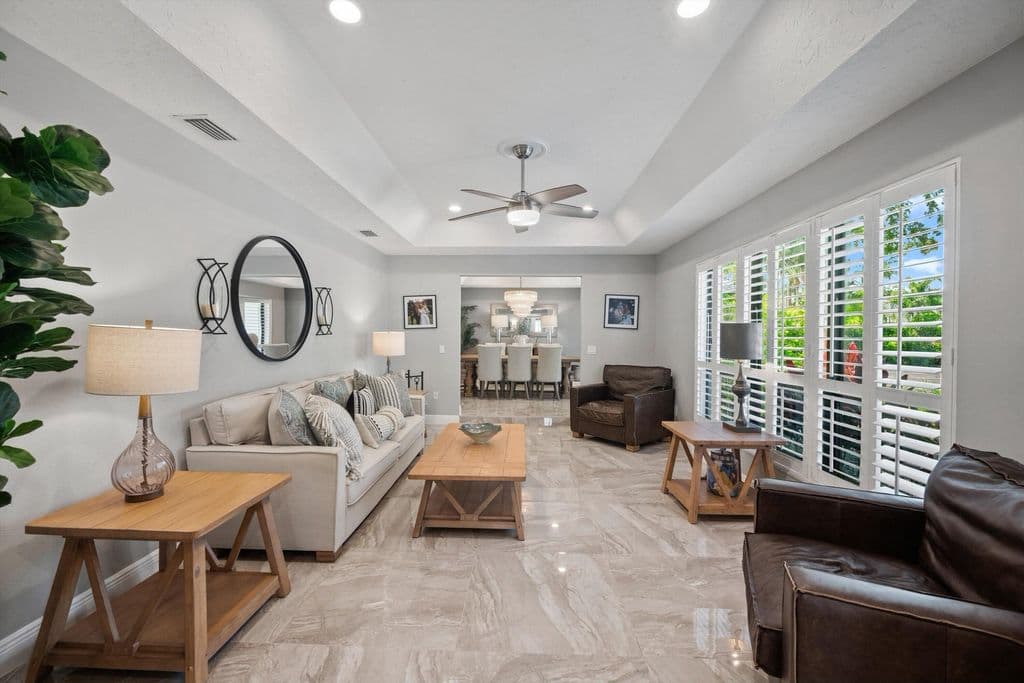 4+1 Müstakil ev — 13275 Garwood Court