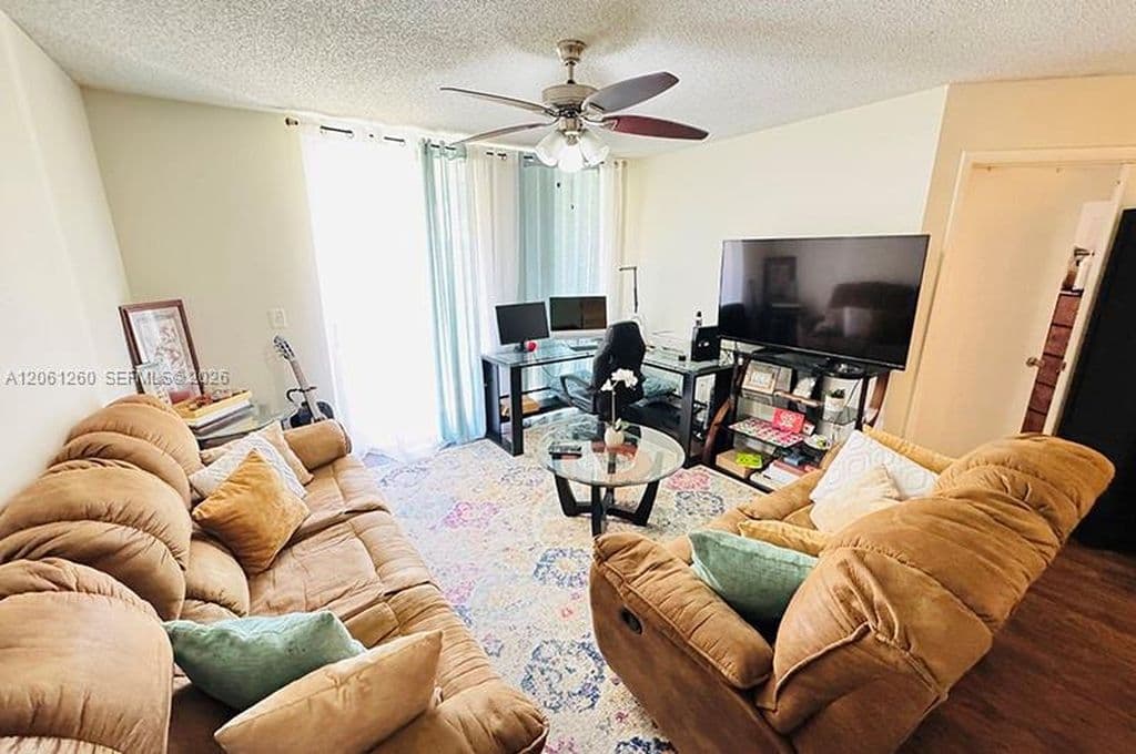 2-bedroom Condo — 1727 Village Blvd APT 108