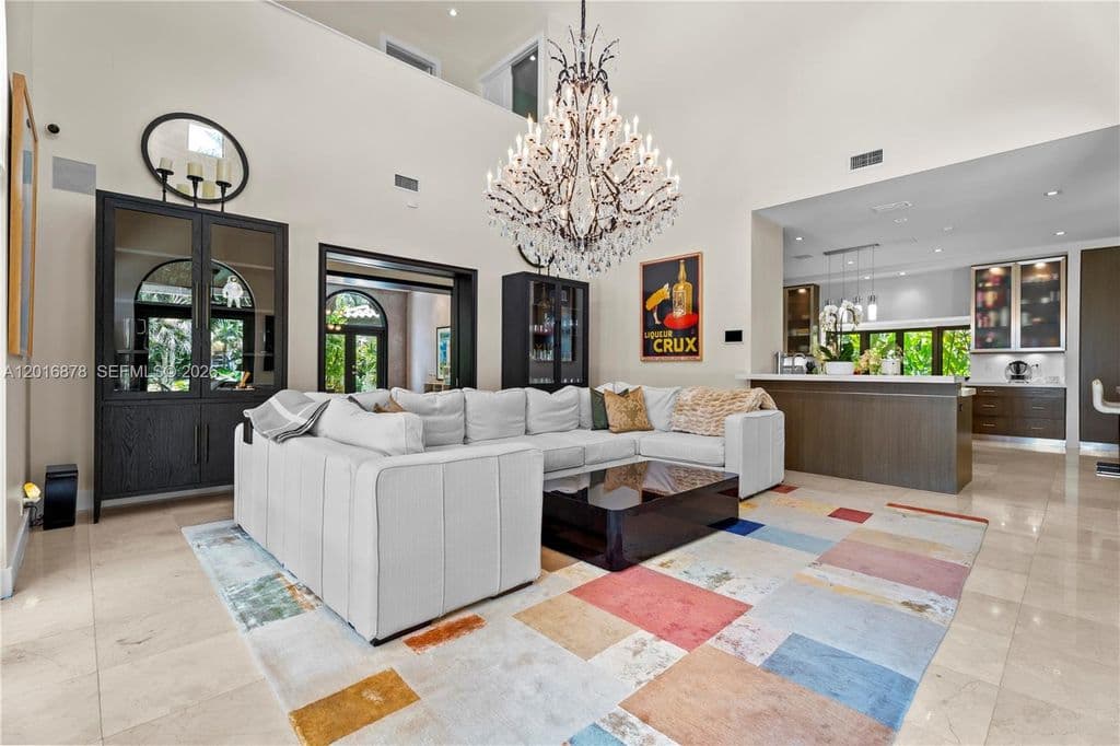 6-bedroom Single-Family Home — 8550 Old Cutler Rd