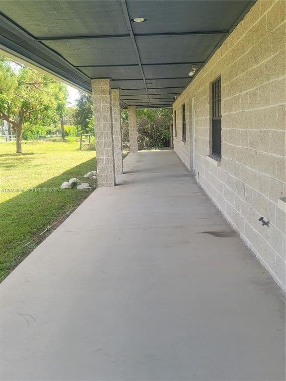 4-bedroom Single-Family Home — 7261 140th Ave N