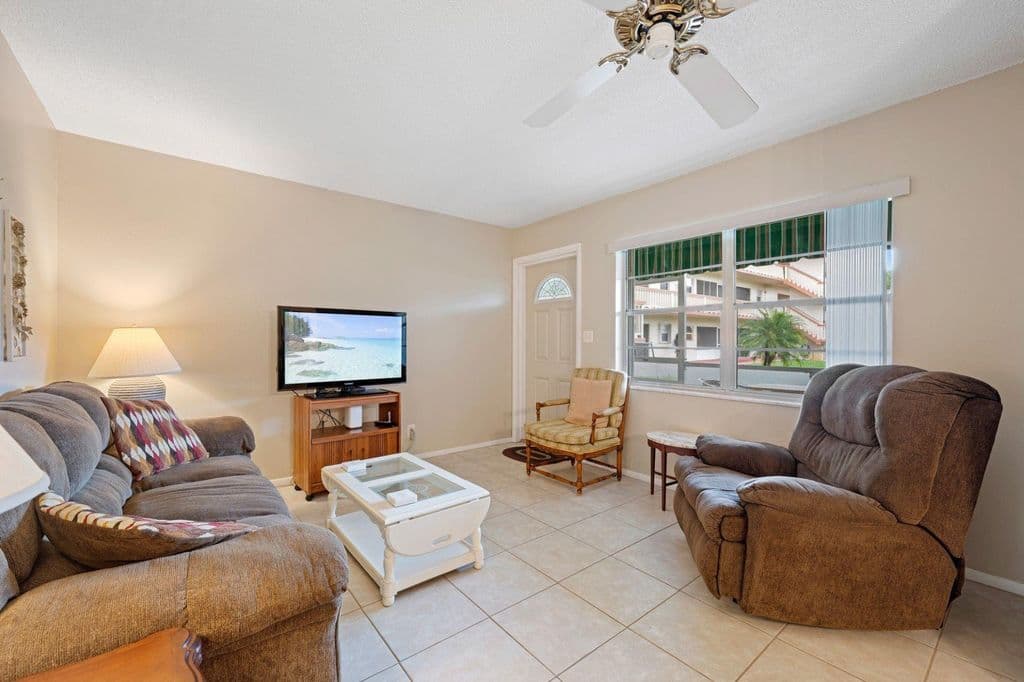 2+1 Condo — 5300 Washington Street #108d