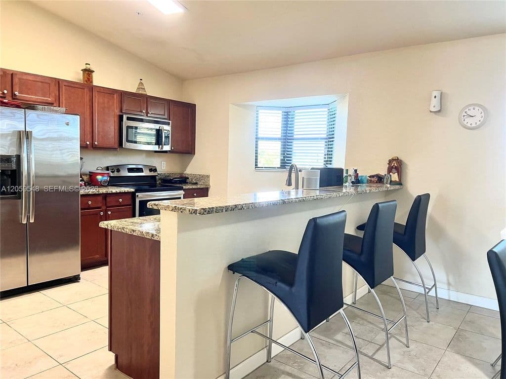 3-bedroom Condo — 22301 SW 88th Pl #3043