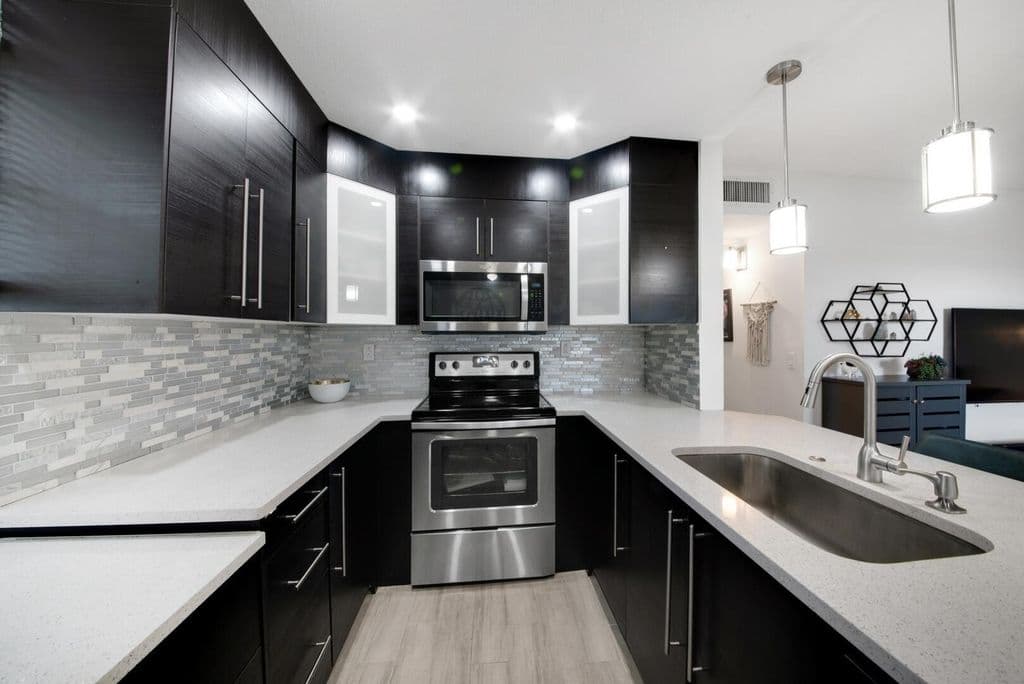 2+1 Condo — 21 Normandy A
