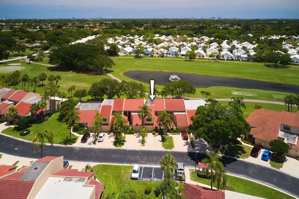 3-bedroom Property — 832 Windermere Way