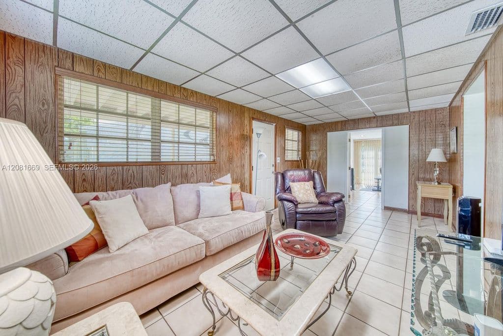 4+1 Müstakil ev — 3435 SW 73rd Avenue Rd