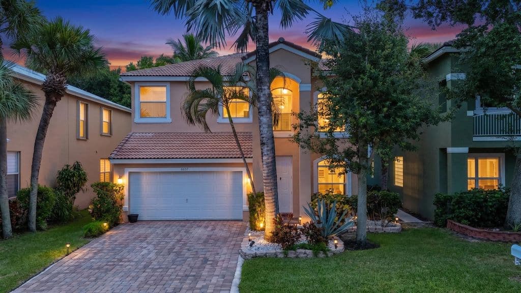 3-bedroom Single-Family Home — 6657 LURAIS Drive