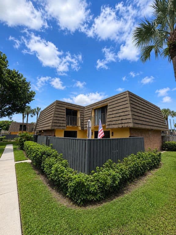 2-bedroom Property — 4207 42ND Way