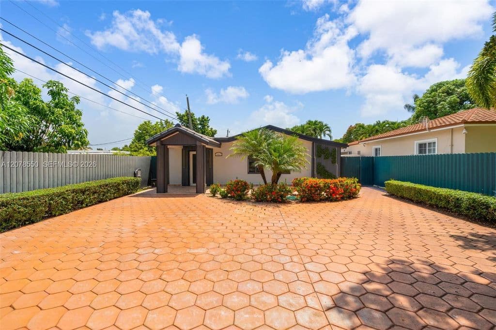 4-bedroom Single-Family Home — 1327 SW 72nd Ave