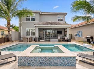 5-bedroom Single-Family Home — 11577 Ponywalk Trail, Boynton Beach, 33473