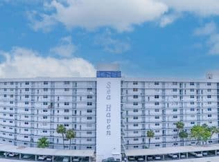 2-bedroom Condo — 2731 NE 14th Street Causeway #923, Pompano Beach, 33062