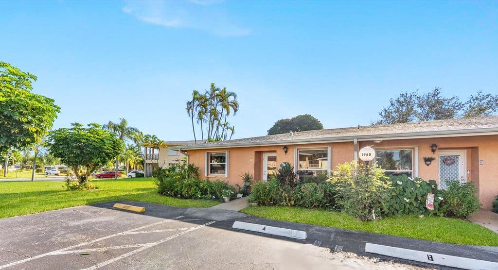 2+1 Condo — 1940 NW 13th Street #12-a