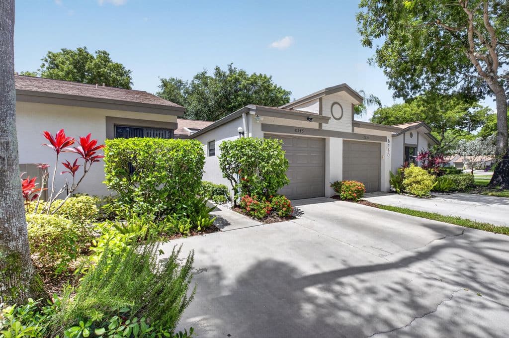 2-bedroom Condo — 8246 Springview Terrace