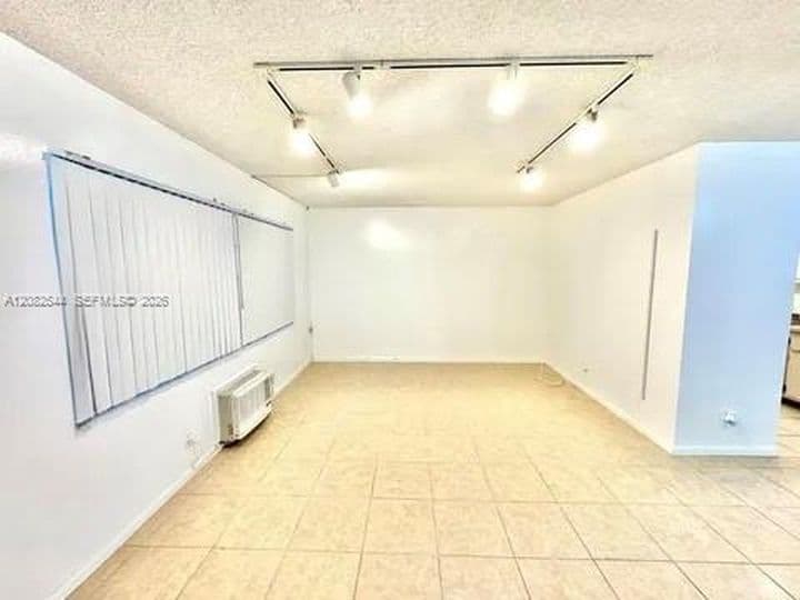 1-bedroom Condo — 200 SW 132nd Way APT 209L