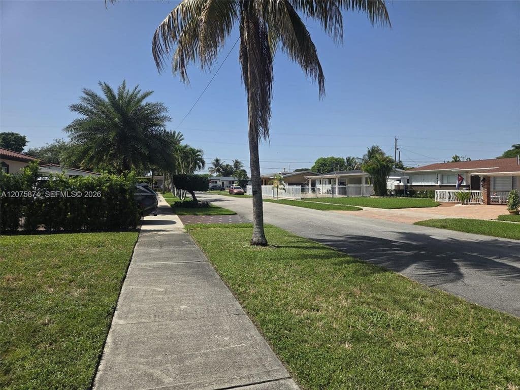 3-bedroom Single-Family Home — 4601 W 9th Ave
