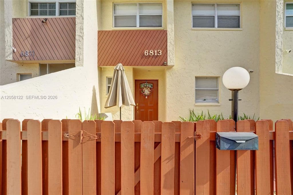 3-bedroom Property — 6813 NW 29th Ave #1